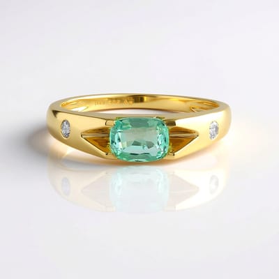 Cavill - 925 Sterling Zilver Ring - Geel Goud Verguld - Colombiaanse Smaragd 0,738 ct - Antiek Geslepen - Luxe Avondring met Zirkonia - Uniek Design