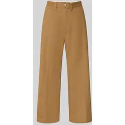 Korte chino met paspelzakken achter
