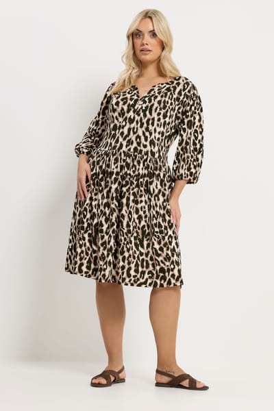 Yours Natuurlijk Bruine Jurk Met Dierenmotief En Uitgesneden Halslijn Size 50-52