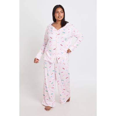 boohoo Dames Plus Pyjama Set Met Zoete Print Shirt Met Lange Mouwen & Broek | Pink | Maat: 16