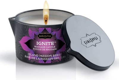 Kama Sutra - Massagekaars - Island Passion Berry - Warme Massageolie Voor Een Intieme Avond - Geur: Passievrucht, Bessen, Papaja & Mango