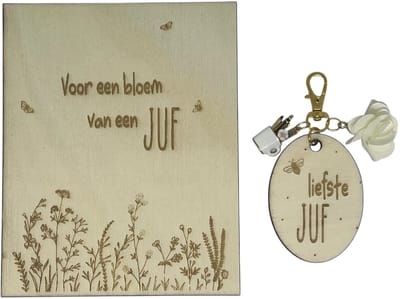 Sleutelhanger en kaartje JUF | beige | voor een bloem van een juf | bedankt lieve juf | jij bent de liefste | liefste juf | topjuf | einde schooljaar | cadeau