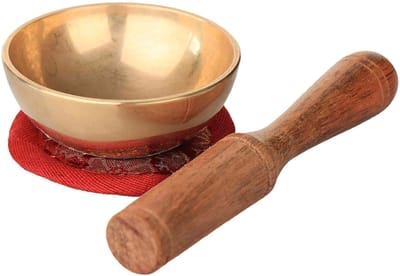 Dailygoods- Klankschaal set handgemaakt - messing klankschaal - houten lepel - stoffen kussen - meditatie - ca. 6 x 2,5 cm - ca. 145 g - Meditatiekussen