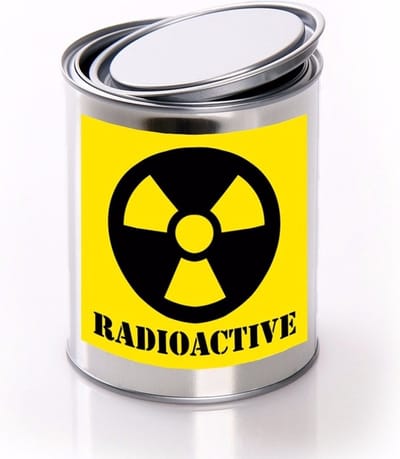 Halloween decoratie - Blik met radioactief gif - leeg blik zilver - met sticker geel - horror thema
