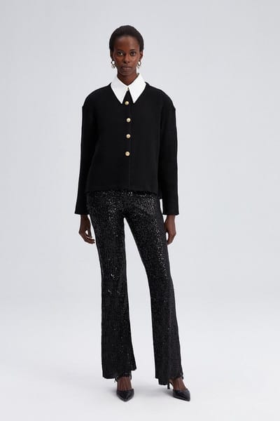 Touché Privé - Kort vest met gouden knopen - Zwart - Dames
