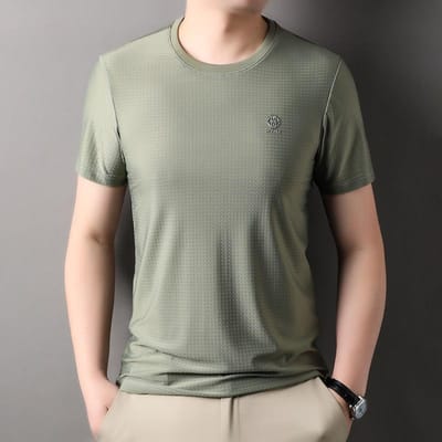 T-shirt d'été pour hommes nouveau style coréen à la mode couleur unie col rond fin haut décontracté polyvalent chemise de fond 4XL gray