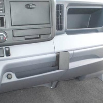 Brodit ProClip houder geschikt voor Mitsubishi Fuso Canter 2010-2019 Angled mount