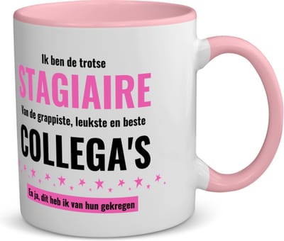 Akyol - ik ben de trotste stagiaire van de grappigste, leukste en beste collega's, en ja dit heb ik van hun gekregen koffiemok - theemok roze - Stagiair - de trotste stagiaire - collega's - werknemers - verjaardag - cadeau - 350 ML inhoud