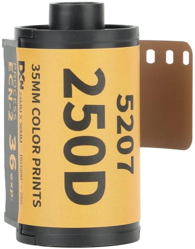 Dailygoods- Kleurenafdrukfilm 35 mm - Hoge verzadiging - Breed belichtingsbereik - Professioneel voor 135 camera's - Fijne korreligheid - Duurzaam materiaal - Filmrol