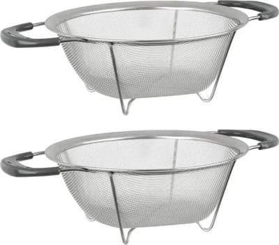 Secret de Gourmet Keuken vergiet/zeef - Set van 2x stuks - RVS - met pootjes en handvatten - 22,5 x 9 cm - afgieten