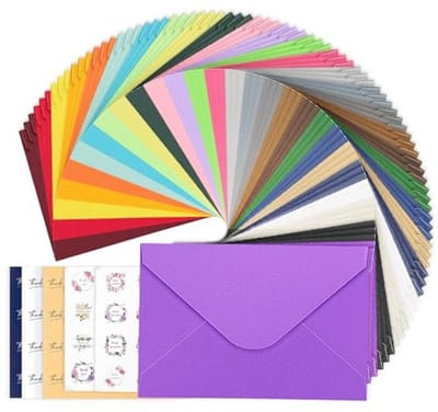 81 Stuks Gekleurde Kraftpapier Enveloppen voor Bruiloften en Uitnodigingen - B6 Formaat (17,5 x 12,5 cm)