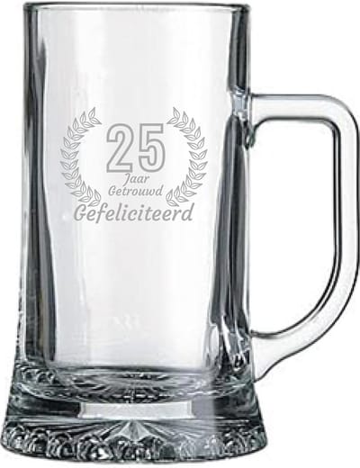 Gegraveerde Bierpul 50cl Gefeliciteerd 25 jaar getrouwd