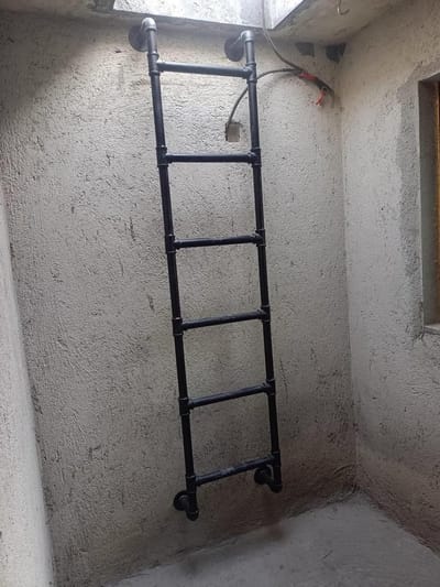 Vluchtladder - Klimladder - Stapelbed Toegang - Stevige Ijzeren Constructie - Tot 252 cm - Zwart