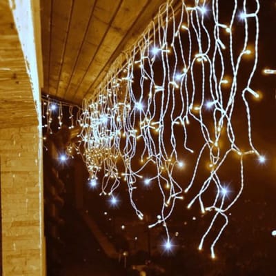 LED Kerstverlichting IJspegel Koelwit - 15m - 300 LEDs - 75 Strengen (2-6-3-5-4) - 60/20cm - IP44