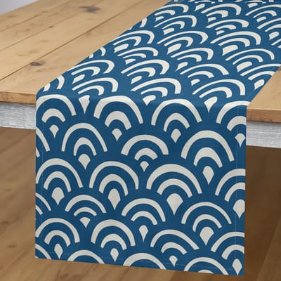 ABAKUHAUS tafelrunner blauw water – aziatische halve cirkels – 40×225 cm