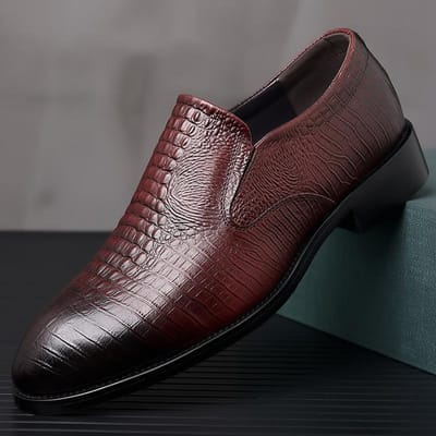 Nieuwe Britse Zakelijke Eerste Laag Leer Schoenen Formele Kleding Heren Enkelschoenen Krokodillenpatroon Reliëf Lederen Schoenen Heren Bruiloftsschoenen 44 black