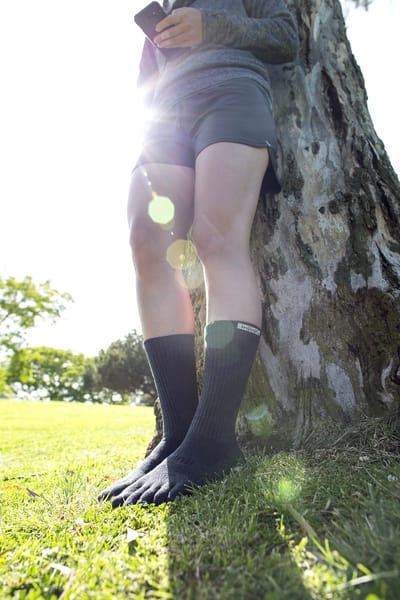 INJINJI | Trail Midweight Crew Granite (Maat - XL) | Teensokken