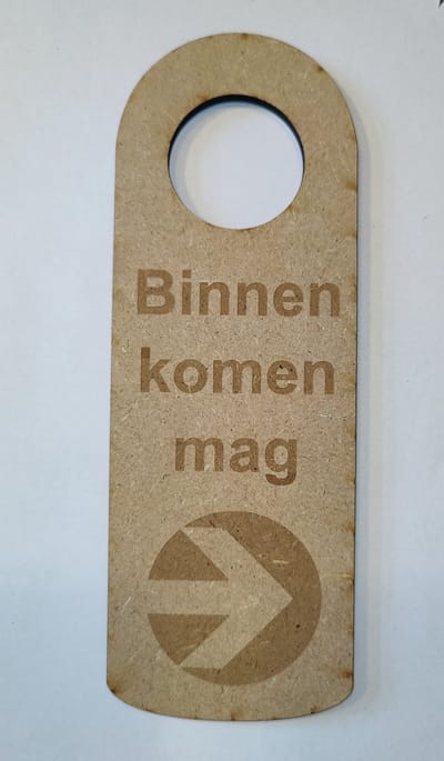 Djemzy - deur bordje - Deurhanger - binnen komen mag - niet storen dankje - mdf kleur - dubbelzijdig - laser gegrafeerd hout - 6 mm mdf
