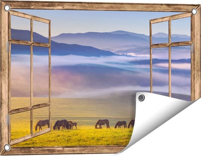 Gards Tuinposter Doorkijk Kudde Wilde Paarden in de Wei bij Heuvels - 60x40 cm - Tuindoek - Tuindecoratie - Wanddecoratie buiten - Tuinschilderij