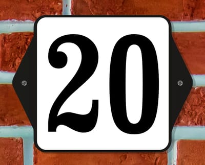 Huisnummerbord Klassiek - Nummer 20 - 14 x 11 cm - incl. bevestiging | - naambord - nummerbord - voordeur