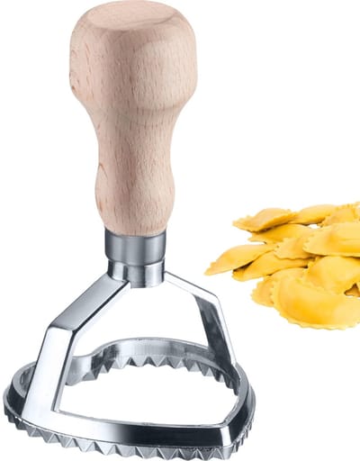 Westmark Ravioli Uitsteker Vittoria – Praktische hartvormige uitsteker voor het uitsnijden van zelfgemaakte pasta en deeg – Zink, beukenhout