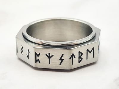 Mei's - Viking Rune Around - ring heren - runen - RVS zilver - ringmaat 55 mm