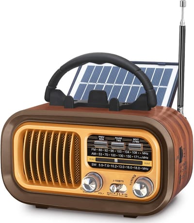 Kleine Draagbare Radio - AM FM SW Retro Vintage Radio - 1200mAh Batterij Of D-Cellen - Bluetooth Kofferradio - USB TF Kaart - Noodradio Solar - Powerbank Functie - Binnen Buiten Gebruik - Noodpakket - Goud Kleur - Draagbare Oplader - Multifunctioneel