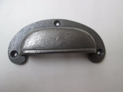 Round Lipped Cabinet Cup Pull Handle antique iron