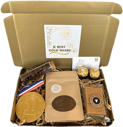 Goud waard koffie brievenbus cadeau - fudge - chocolade - mokkaboontjes - ferrero rocher - valentijn