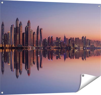 Gards Tuinposter Skyline Dubai Stad bij Zonsondergang - 100x80 cm - Tuindoek - Tuindecoratie - Wanddecoratie buiten - Tuinschilderij