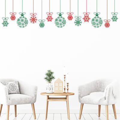 Kerststicker, rode en groene kerstballenslinger - zelfklevende kerststickers - feestdecoratie - 100x100cm