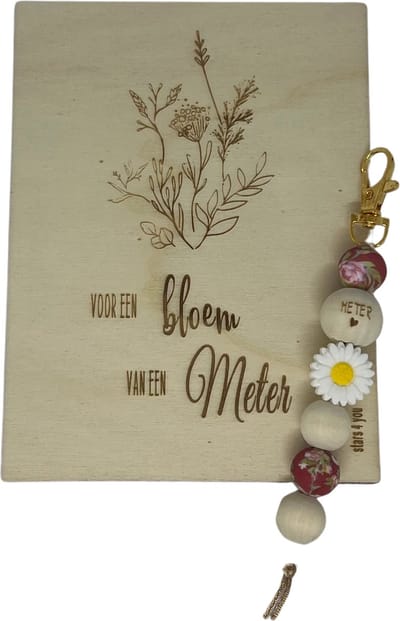 Sleutelhanger en houten kaartje liefste Meter | ROOD | bloem | jij bent de liefste | liefste meter | moolste peter | cadeau
