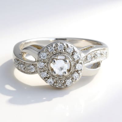 Cavill - Zilveren Ring met Tanzaniet 0,07 ct & 18 Witte Topaasjes 925 Sterling Zilver - Elegante Dubbele Band - Blauw & Wit Edelsteen