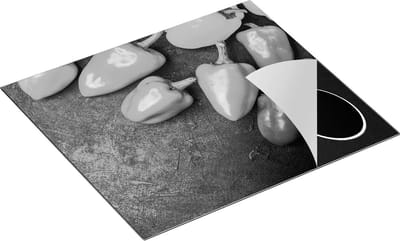 Chefcare Inductie Beschermer Paprika's op Zwarte Marmer - Zwart Wit - 60x50 cm - Afdekplaat Inductie - Kookplaat Beschermer - Inductie Mat