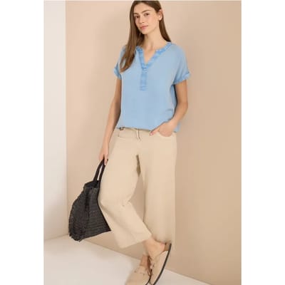 Blouse met korte mouwen en gespleten hals in denimlook