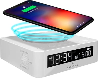 Wekker met Draadloze Oplader – Digitale Klok – Snooze functie – Stil uurwerk – Wit