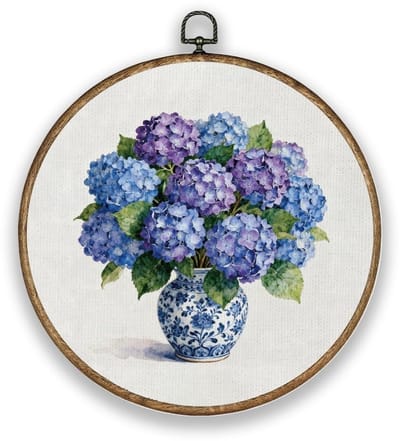 Dailygoods- Muurdecoratie Ronde Bloemenkunst - Wanddecoratie Hout - Muurdecoratie Slaapkamer - Wanddecoratie Buiten - Vintage Blauw/Wit - 26 cm Diameter