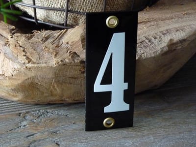 Emaille huisnummer 10x4 zwart/wit nr. 4
