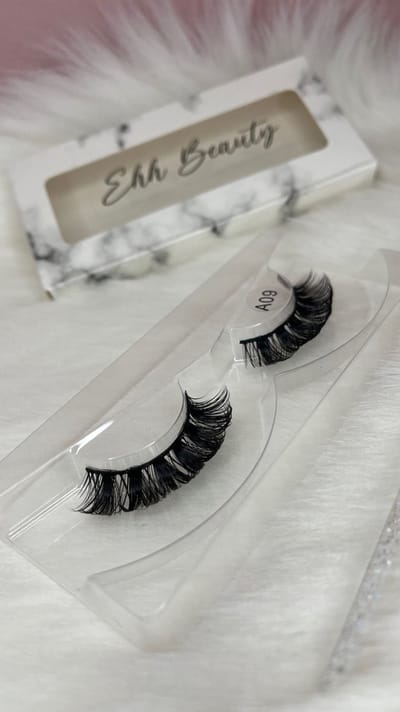 EHH BEAUTY - Lashes - Nepwimpers- Lash Exentions - Mooie natuurlijke wimpers - Volume Lashes - Russian volume
