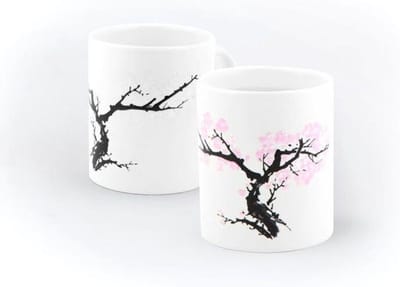 Kikkerland Bloesem Mok (warmte verkleurend) - Magische mok - Kan van kleur veranderen - Zwarte boom - Roze bloesemboom - Kersenbloesem - Japans – Sakura