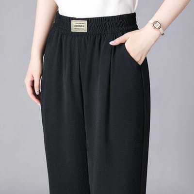 Pantalon d'été pour mères d'âge moyen et âgées Pantalon décontracté à jambe droite Taille haute élastique Pantalon harem ample neuf points Coupe slim Grande taille 2XL white