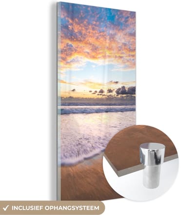MuchoWow® Glasschilderij 60x120 cm - Schilderij acrylglas - Strand - Wolken - Water - Foto op glas - Schilderijen