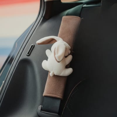 Cute since 1999 - Gordelhoes kind - Konijn gordelbeschermer kind - gordelhoezen voor auto en autostoel - 27cm x 6 cm