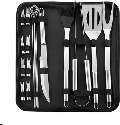 BBQ Accessoires Set 18-delig – Luxe RVS Barbecue Gereedschap met Draagtas -Barbecue Accessoires - Complete Grill Set met Spatel, Vleesmes, Vleesvork, Spiesen & Maïshouders