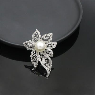 Mode High-End Strass Garland Broche Broche Corsage Dames Eenvoudige Accessoires Parel Bloem Serie black