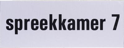 Aluminium deurbordje tekst: spreekkamer 7 | 5 jaar garantie | Zelfklevend | 130x50x0,5 mm