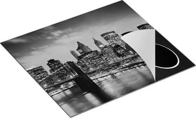 Chefcare Inductie Beschermer Skyline New York van Centrum in het Paars - Zwart Wit - 60x50 cm - Afdekplaat Inductie - Kookplaat Beschermer - Inductie Mat