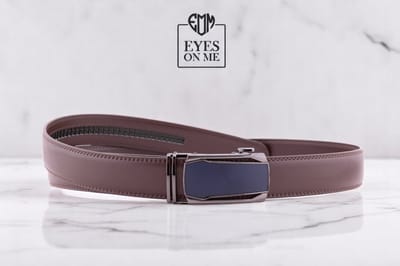 Bruine lederen riem zonder gaatjes met automatische gesp voor heren ( model L132 )