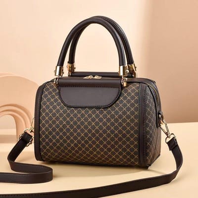 Nieuwe Commuter Tas Grote Capaciteit Tote Bag Nieuwe Trendy Kussentas Boston Crossbody Tas . white
