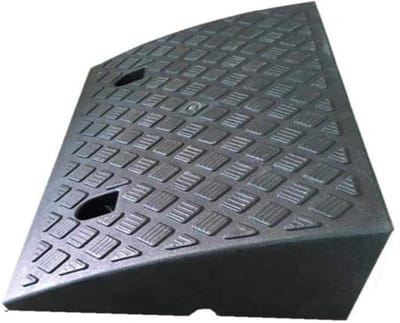 Drempelhulp Oprit - Instap Hulp - Drempels Overbruggen - Hoge Drukweerstand - 7cm Hoog 50cm Lang - Zwart